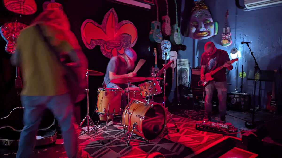 1333 performing live at Sidebar on Friday, September 4, 2026